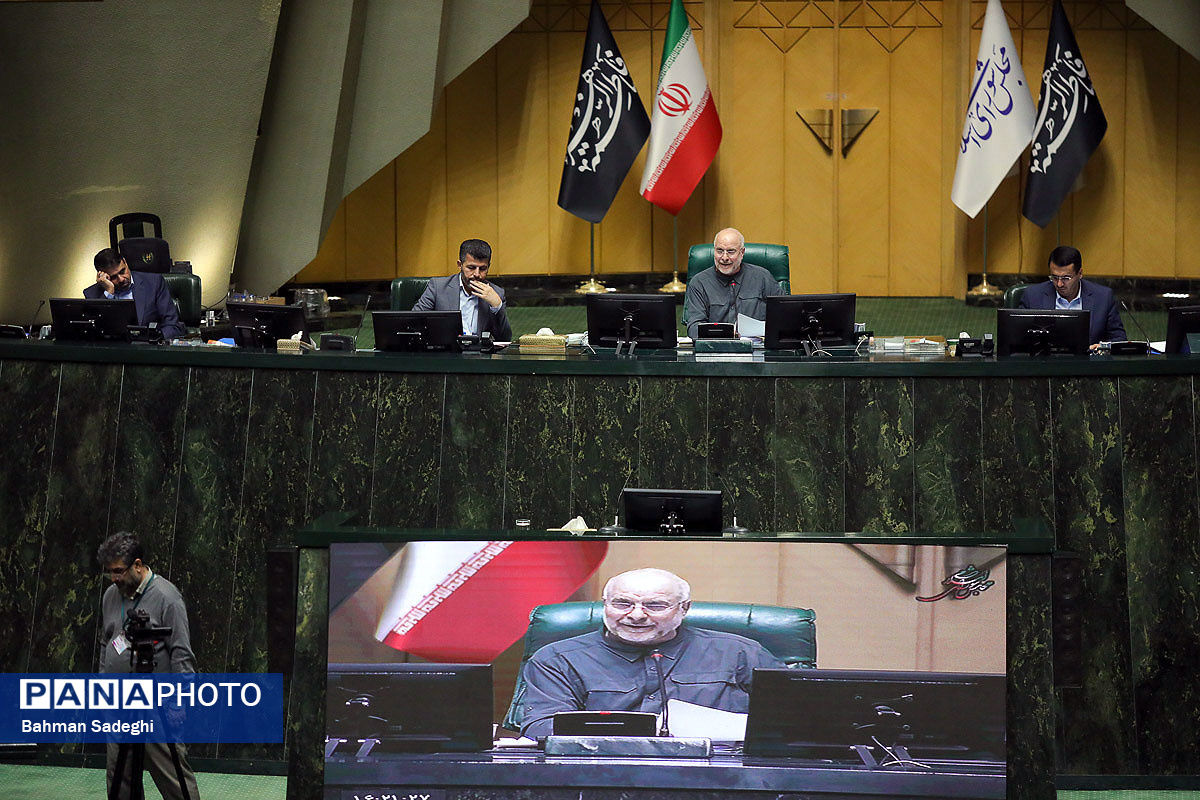 خود را متعهد به حل مشکلات اقتصادی و مطالبات به‌حق مردم می‌دانیم