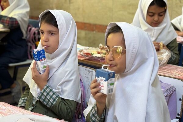 روز جهانی پوکی استخوان در مدارس شهرستان ملارد