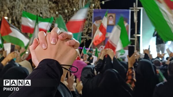 هر شب، حماسه‌ای از جنسِ اتحاد در میدان شهدا