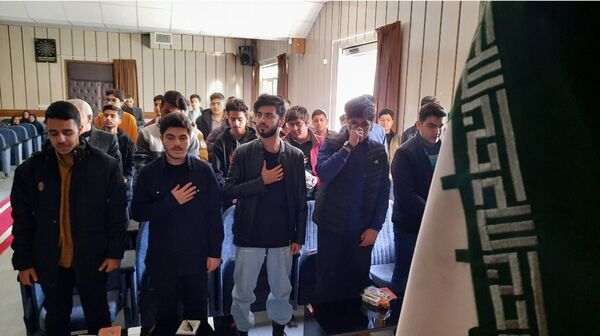 اولین نشست روسای تشکل‌های دانش‌آموزی مدارس سمپاد استان در دبیرستان فرزانگان ۲دوره دوم ناحیه۷ مشهد 