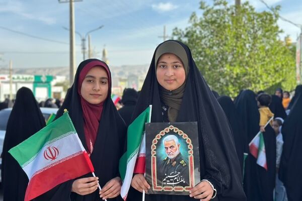 پاسداشت ۴۷ سال ایستادگی و اقتدار