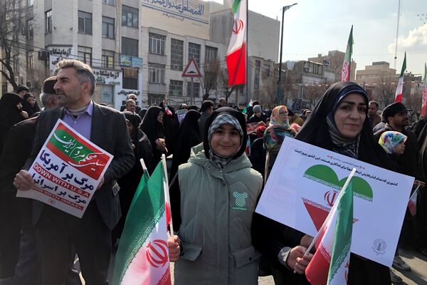 حضور اقشار مختلف شهرری در جشن پیروزی انقلاب 