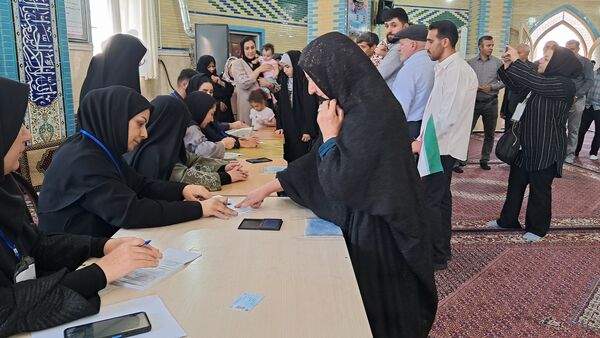 حضور پرشور رای‌اولی‌ها در انتخابات ریاست جمهوری