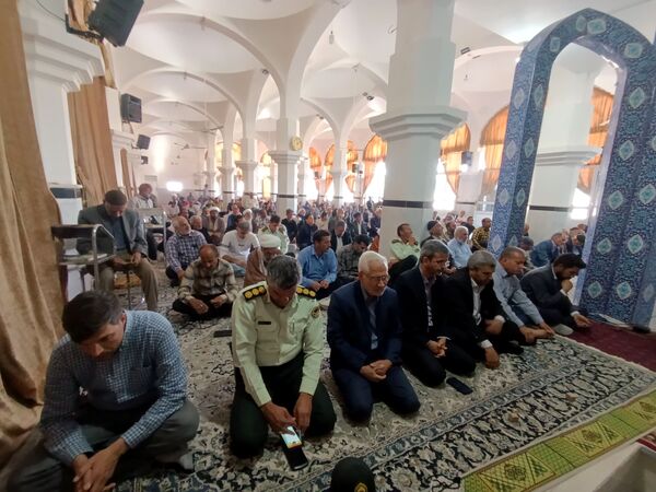 نماز جمعه در خلیل آباد