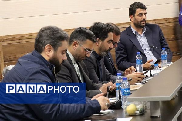 نشست خبری مدیر آموزش و پرورش پاکدشت به مناسبت گرامیداشت هفته معلم