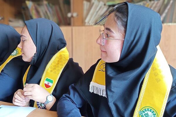 کارگاه آموزشی پیش اردوی منطقه‌ای پیشتازان در بهارستان‌۲