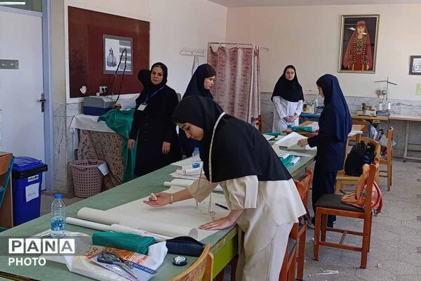 رقابت هنرجویان خراسان شمالی در مرحله استانی سومین المپیاد شایستگی‌محور/2