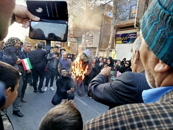 راهپیمایی میثاق با ولایت و محکوم نمودن اغتشاشات گروه های تروریستی در کاشمر