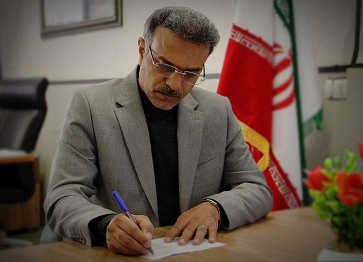 پیام مدیرکل آموزش و پرورش استان فارس در پی شهادت تنی چند از فرماندهان نظامی و‌دانشمندان هسته‌ای کشور
