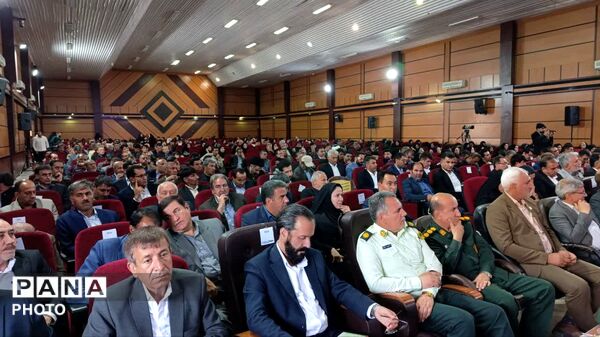 جشن روز معلم با حضور معاون پرورشی و فرهنگی وزیر آموزش و پرورش