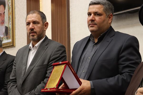 آوای خدمت در همایش تدبیر 