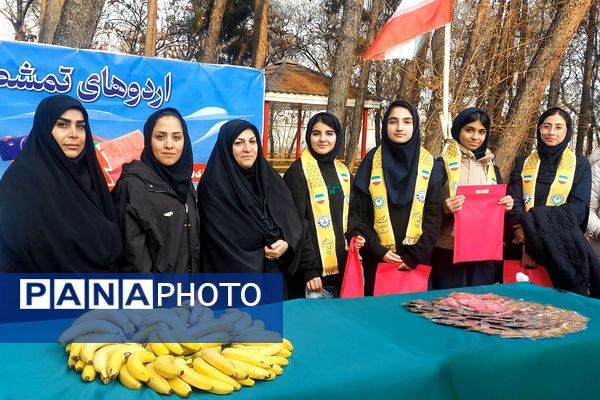 برگزاری اردوی تمشک با حضور دانش‌آموزان ناحیه یک شهرری در کانون امام خمینی(ره)