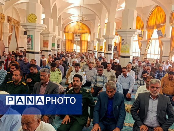 خلیل اباد همگام با ملت ایران فریاد خشم و نصر در نماز جمعه طنین انداز شد