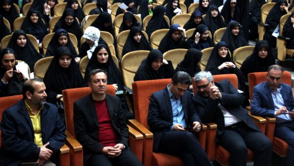 برگزاری مسابقات قرآنی دانش‌آموزان دختر زنجانی