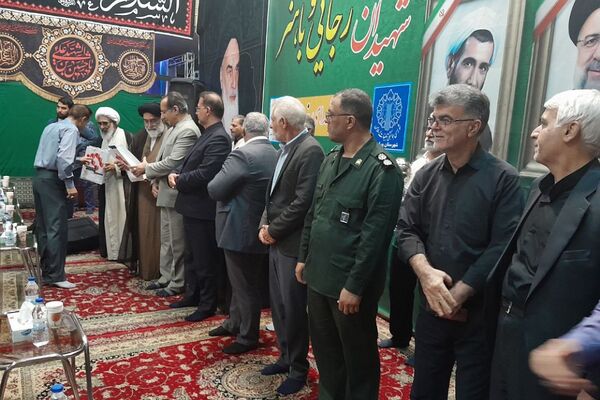 بزرگداشت سالروز شهادت شهیدان رجایی و باهنر و یادبود شهدای خدمت در ورامین 