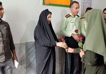 تجلیل دانش‌آموزان رودان از پلیس پیشگیری از آسیب‌های اجتماعی