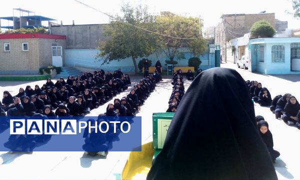 مراسم ولادت حضرت زینب و روز پرستار در دبیرستان فاطمیه