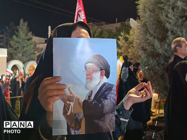 حماسه آفرینان جاودان در دل میدان خیابان