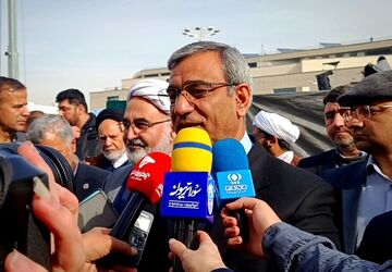 مردم ستون اصلی انقلاب‌اند 