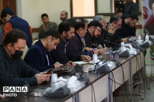 نشست خبری تشریح برنامه‌های دهه کرامت در قم