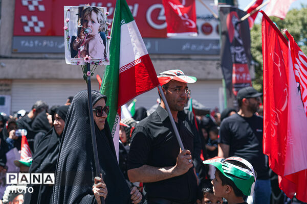 تشییع پیکر رهبر شهید انقلاب در مشهد مقدس-۴
