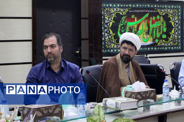 نشست ستاد استانی انتخابات دوازدهمین دوره مجلس دانش‌آموزی استان بوشهر