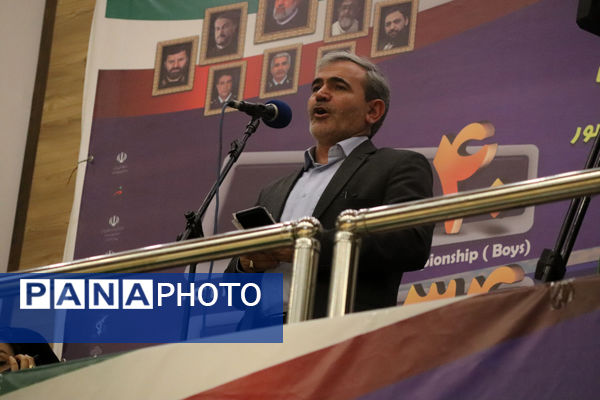 مشعل مسابقات کشوری ورزش دانش‌آموزی در تبریز روشن شد