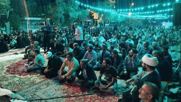 حضور پرشور مردم نورآباد در یادبود شهید حسین محمودی