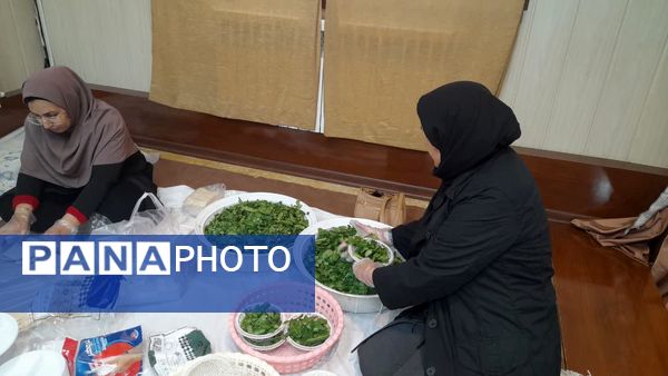 افطاری در دبیرستان صفورا ۲ ناحیه هفت مشهد