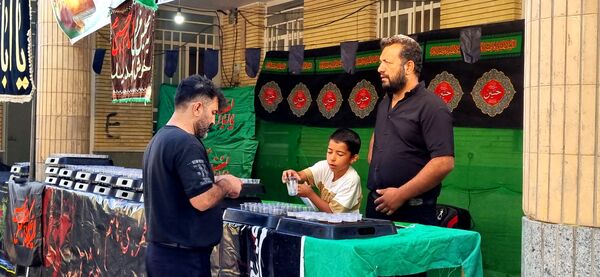 پیاده‌روی جاماندگان اربعین، نمادی از عشق به امام حسین(ع) است