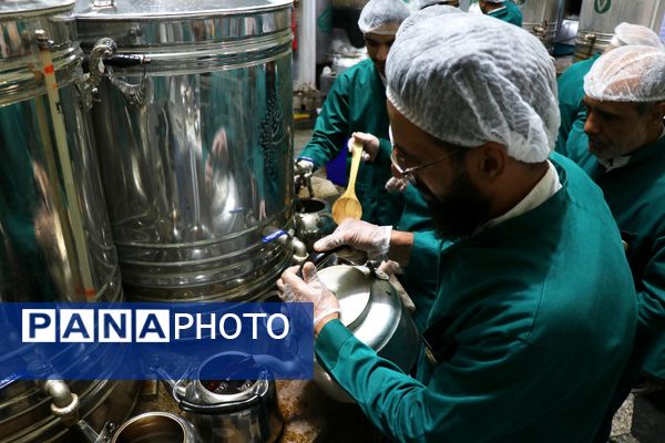 عید امامت در حرم امام رضا(ع)