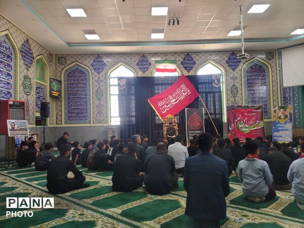 همراهی پیشتازان پسر بردسکن در مراسم «احلی من العسل»
