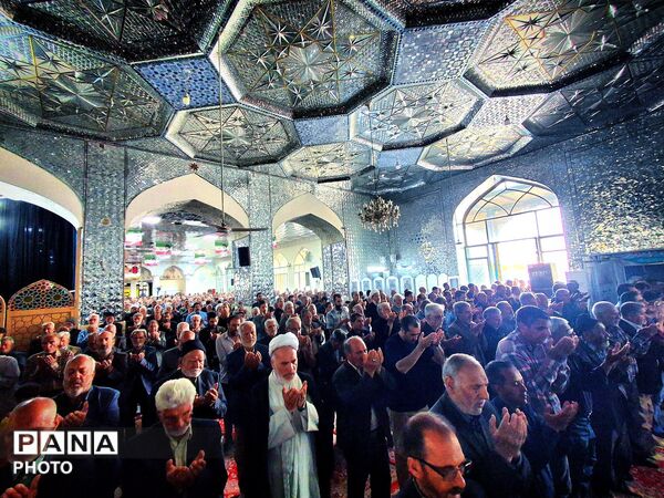 نماز عبادی سیاسی جمعه در شهرستان کاشمر 