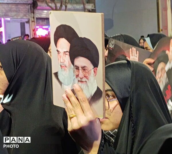 چهلمین شب سوگ و حماسه؛ یاد پرواز سرخ دانش‌آموزان میناب