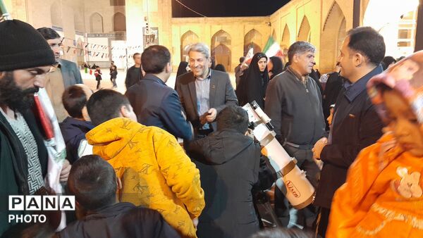 کودکان و بزرگسالان نیشابوری ماه را مشاهده کردند 