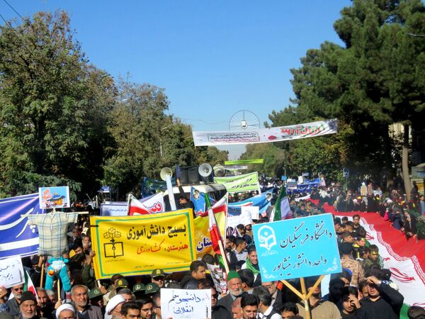 گذری بر ۱۳ آبان نیشابور 