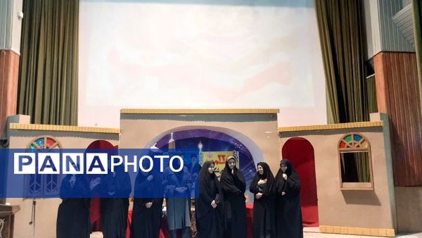 مراسم جشن نیمه شعبان توسط هنرجویان هنرستان فاطمه الزهرا (س)