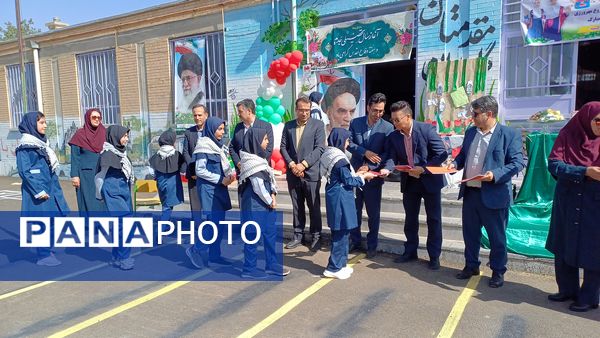 آیین جشن شکوفه‌ها در دبستان زکیه شیروان