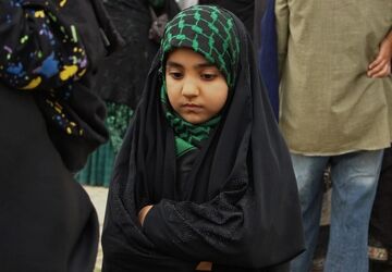 از مدرسه شجره طیبه میناب تا شهر مصیری رستم