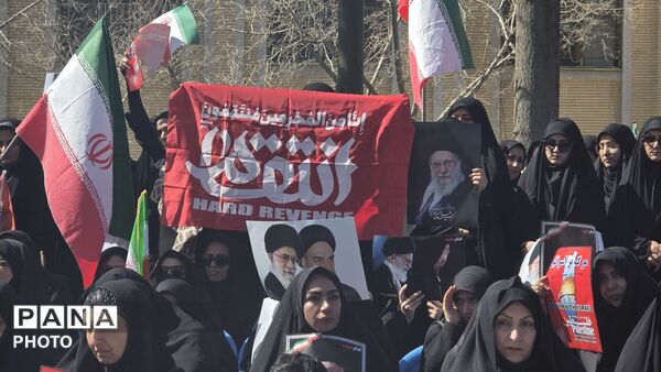 تجمع و خونخواهی فرهنگیان در شهرکرد 