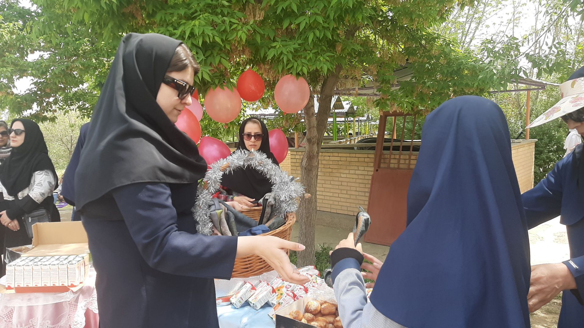 اردوی دانش‌آموزان مدرسه هیأت امنایی ضحی ۲ در روستای زوارم شیروان