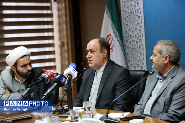 جلسه کمیته فرهنگیان و دانش آموزی ستاد دهه فجر