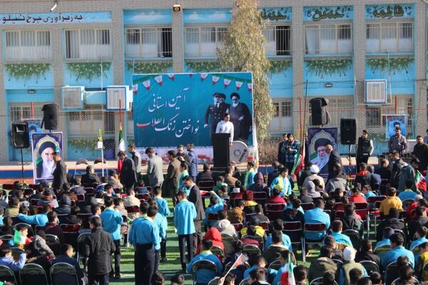 زنگ انقلاب در یزد طنین انداز شد