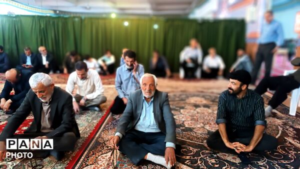 تجلی اتحاد و همبستگی در نماز جمعه فارسان