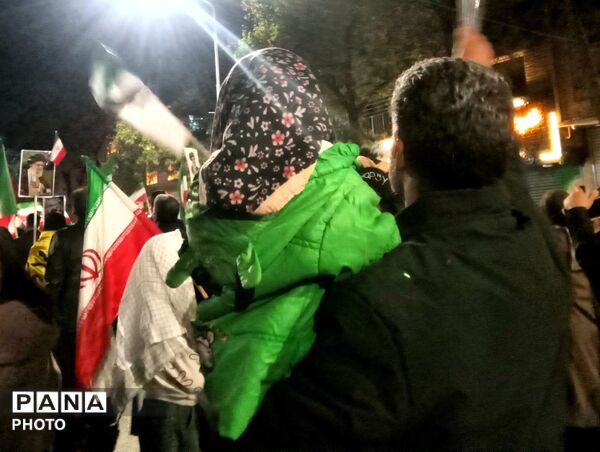 تجمع مردم غیور در مسجد جامع شهرستان نیشابور 