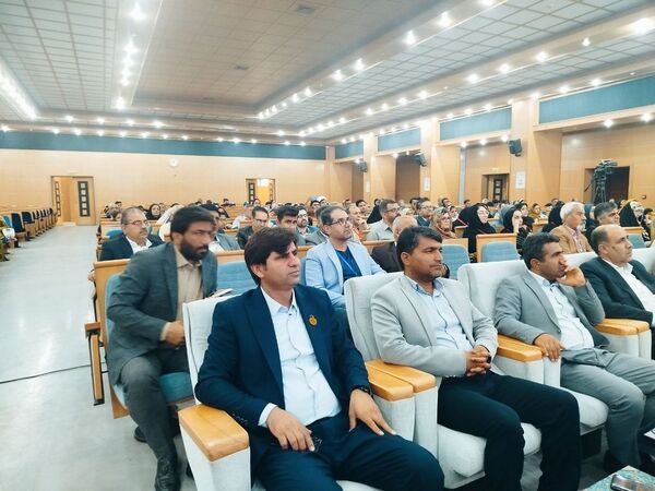  مسابقه ملی دانش‌آموزان حافظ خوان ایران در جم