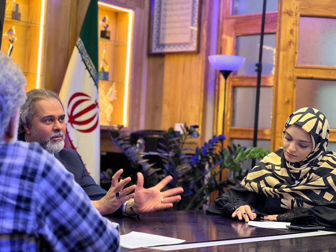 هر کسی که برای ایران فیلم بسازد در‌ها به رویش باز است/ باید سبد کالای سینما را متنوع کنیم/ دبیر جشنواره فجر به زودی اعلام می شود