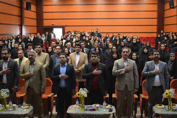 مراسم اختتامیه طرح و برنامه‌های آموزشی در بهارستان 2
