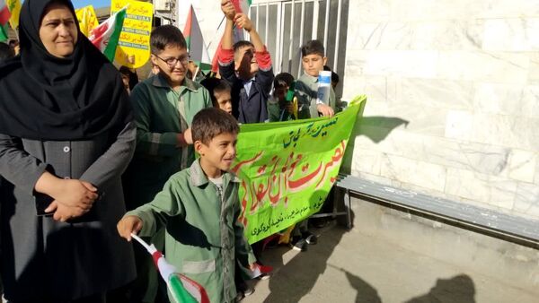 حماسه حضور نوجوانان کردکوی در روز دانش‌آموز