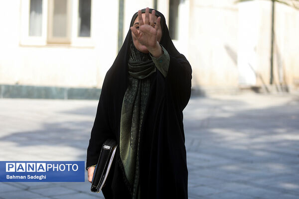 حاشیه جلسه هیات دولت - ۲۵مهر
